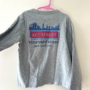 Vineyard Vines long sleeved NYC shirt - Size 7 - worn twice